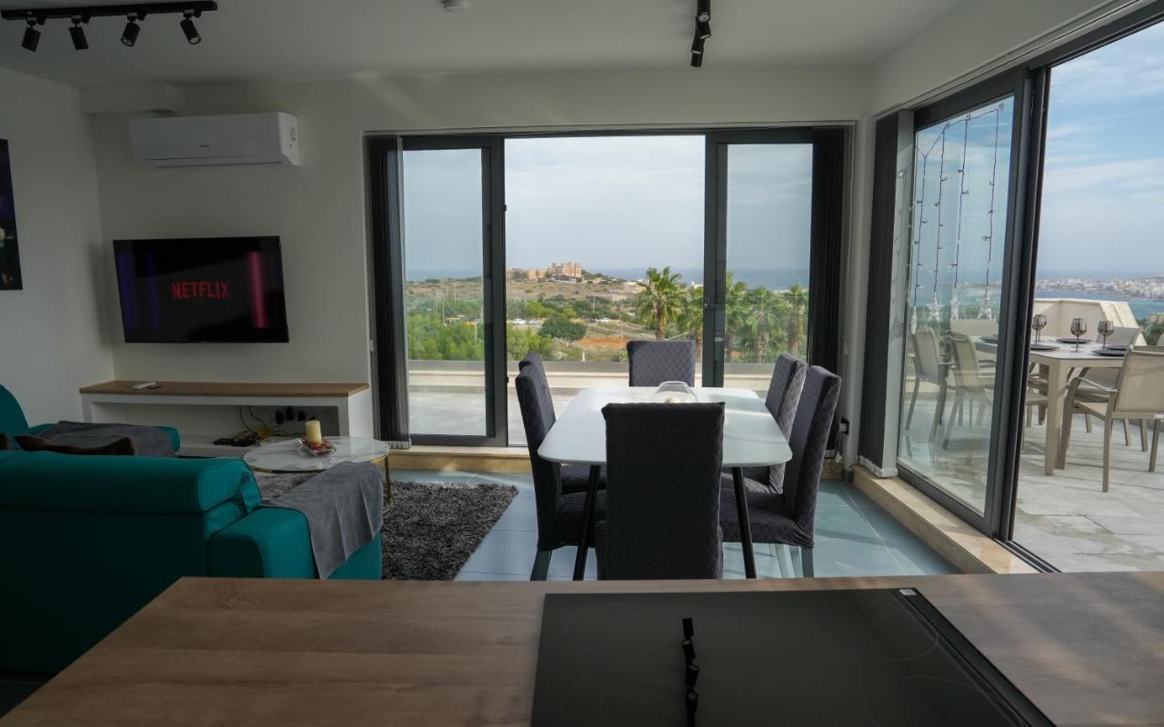 Апартаменти Lux Sea&Country Views With Pool Мелліха Екстер'єр фото